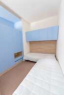 Club Del Sole Stork Family Collection