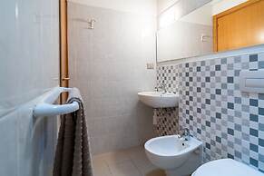 Club Del Sole Stork Family Collection