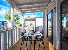 Club Del Sole Stork Family Collection