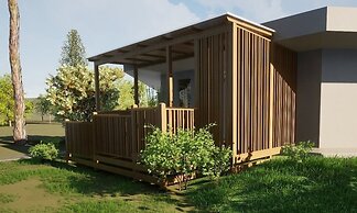 Club Del Sole Stork Family Collection