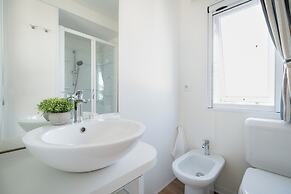 Club Del Sole Stork Family Collection