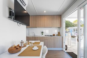 Club Del Sole Stork Family Collection