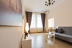Lux Apartments - Seliverstov Pereulok