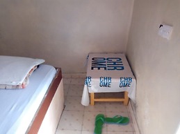 Queens Village Hotel