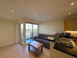 Westbeach Holiday Apartments