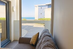 Westbeach Holiday Apartments