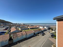 Westbeach Holiday Apartments