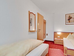 Quaint Apartment in Hainzenberg near Horbergbahn