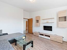 Simplistic Apartment in Vir With Garden