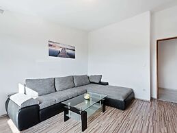 Simplistic Apartment in Vir With Garden