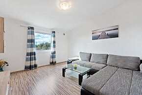 Simplistic Apartment in Vir With Garden