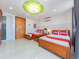 OYO 1028 Flower House Apartment