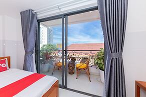 OYO 1028 Flower House Apartment