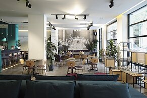 The Gem Society Hotel