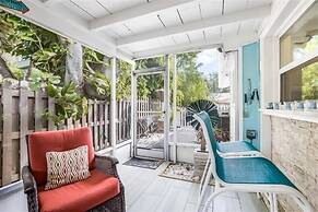 Beach N Bay 2 Bedroom Villa by RedAwning