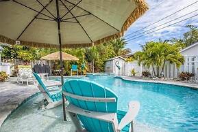 Beach N Bay 2 Bedroom Villa by RedAwning