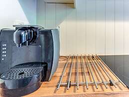 Cottage in Harze With Private Garden