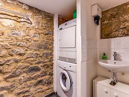 Cottage in Harze With Private Garden