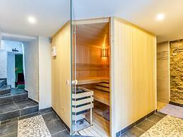 Cottage in Harze With Private Garden