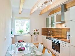 Tranquil Holiday Home in Winsen near River