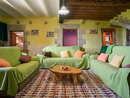 Vibranr Holiday Home in Aiguaviva With Swimming Pool