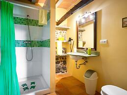 Vibranr Holiday Home in Aiguaviva With Swimming Pool