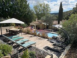 Villa in La Mole With Private Pool