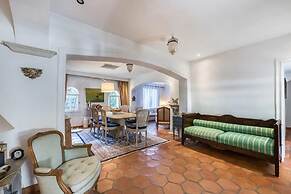 Villa in La Mole With Private Pool