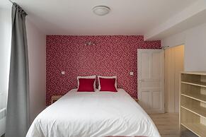 Jane Austen Lake Retreat