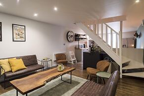Jane Austen Lake Retreat