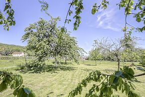 Farmhouse in Talon With Scenic Views