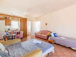 Alluring Cottage in Porto Rafti With Balcony