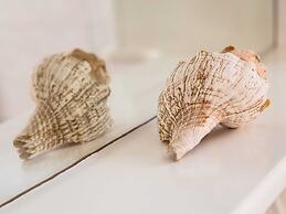 Alluring Cottage in Porto Rafti With Balcony