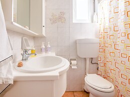 Alluring Cottage in Porto Rafti With Balcony