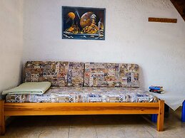 Elegant Holiday Home in Palaiochora near Beach