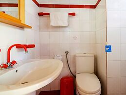 Elegant Holiday Home in Palaiochora near Beach