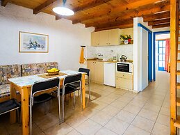 Welcoming Holiday Home With Balcony