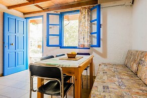 Welcoming Holiday Home With Balcony