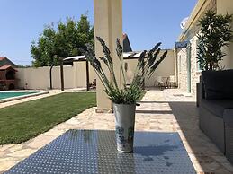 Peaceful Poolside Escape