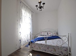 Peaceful Poolside Escape