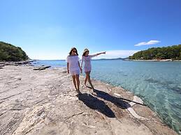 Lovely Holiday Home in Pakostane With Swimming Pool