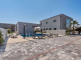 Premium Holiday Home in Vir With Sauna