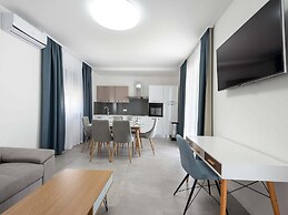 Adriatic Island Stay With Pool