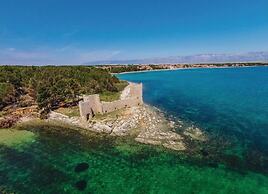 Adriatic Island Stay With Pool