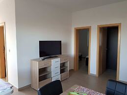 Contemporary Apartment in Neviđane near Sea