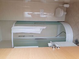 Contemporary Apartment in Neviđane near Sea