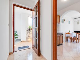 Secluded Apartment in Poreč with Garden
