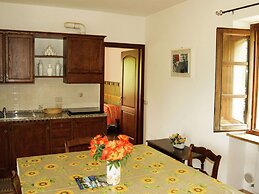 Apartment in Citerna With Swimming Pool