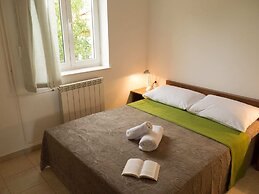 Captivating Holiday Home in Pakostane With Swimming Pool