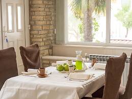 Captivating Holiday Home in Pakostane With Swimming Pool